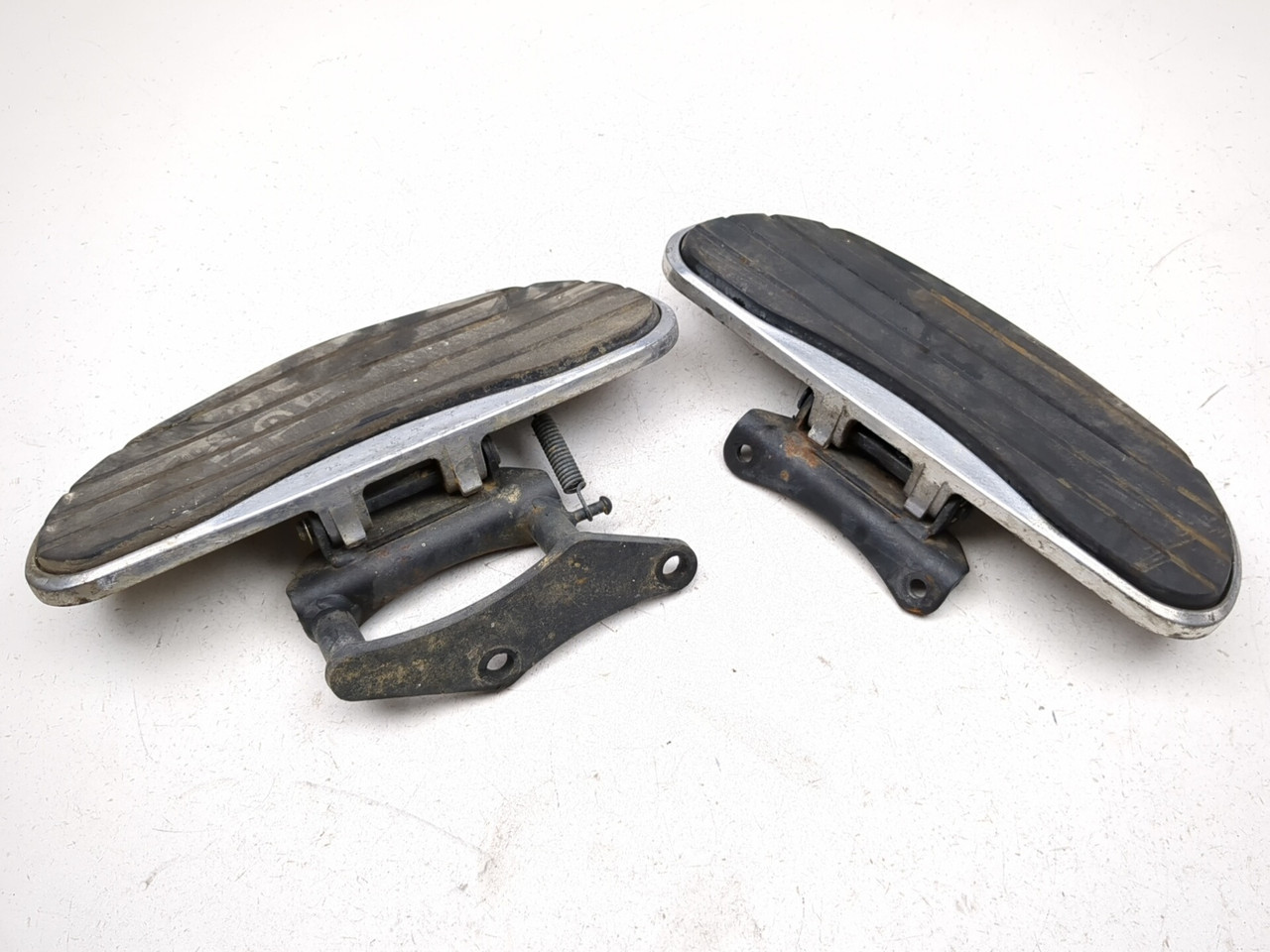 03-08 Kawasaki VN1600 Vulcan Classic Front Left Right Floorboard