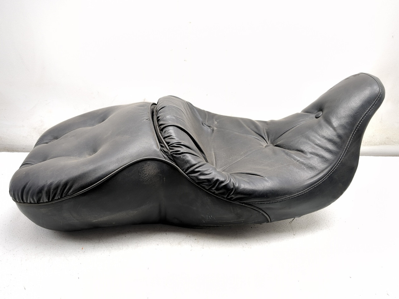99-06 Harley FLHTCI Electra Glide Classic Driver Passenger Seat