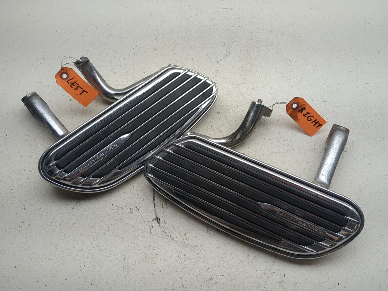10-12 Harley Street Glide CVO FLHXSE Rear Passenger Floorboard Set