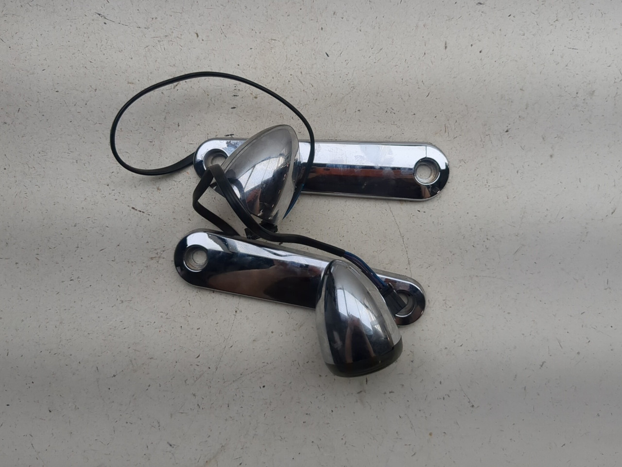 10-12 Harley Street Glide CVO FLHXSE Front Left Right Turn Signal
