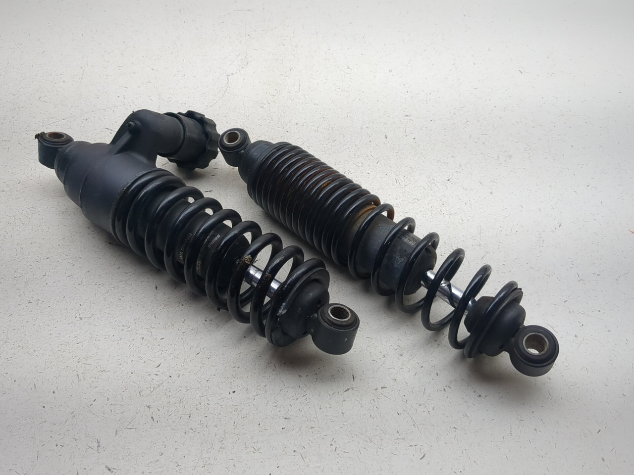 10-12 Harley Street Glide CVO FLHXSE Rear Left Right Shock