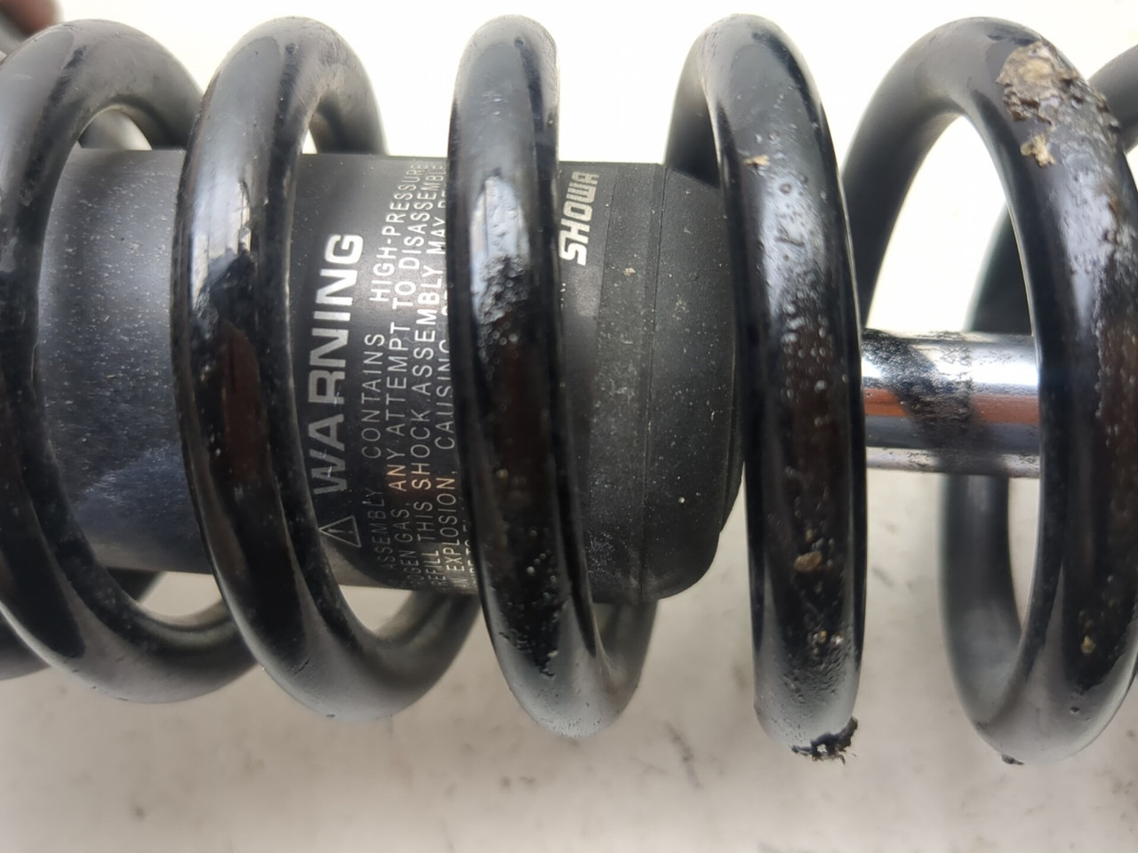 10-12 Harley Street Glide CVO FLHXSE Rear Left Right Shock
