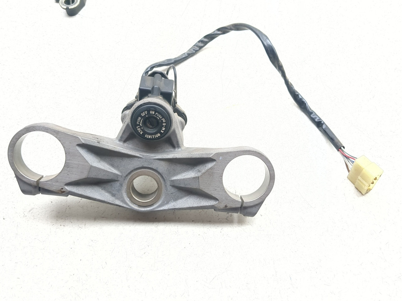 07-08 Kawasaki Ninja ZX600 ZX6R Ignition Triple Gas Cap Seat Lock