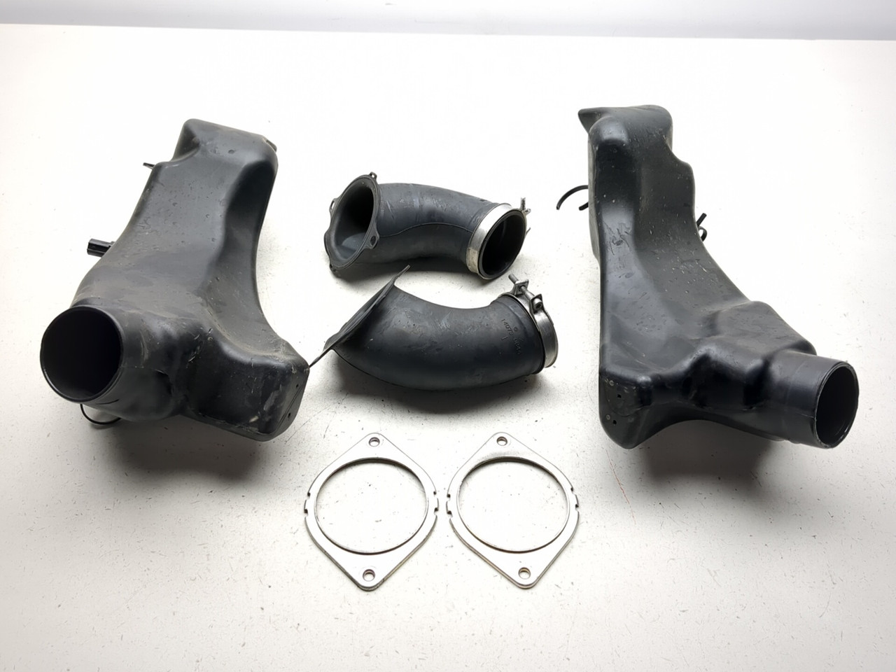 。 12-23 Kawasaki Ninja ZX14 ZX1400 Front Ram Air Intake Duct Set