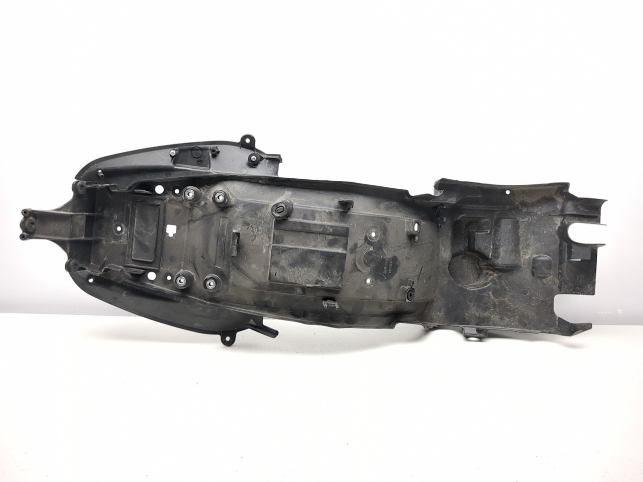 12-23 Kawasaki Ninja ZX14 ZX1400 Rear Inner Fender Undertray 35023
