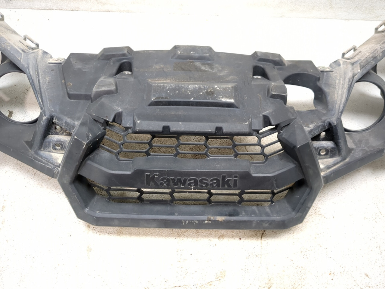 21-26 Kawasaki Teryx4 KRT800 Front Bumper Grille Cover - Sun Coast