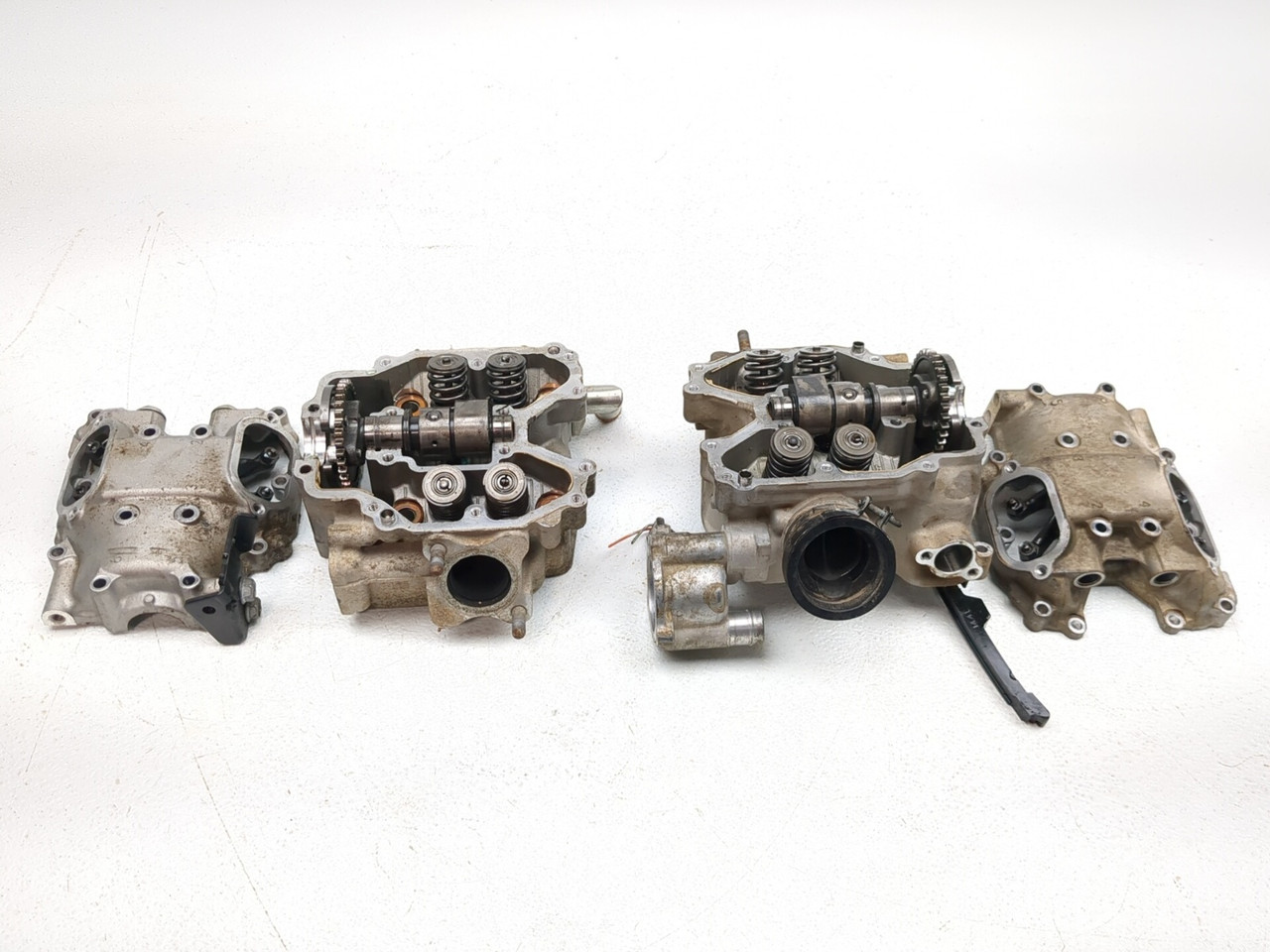 21-26 Kawasaki Teryx4 KRT800 Front Rear Cylinder Head Set 11008