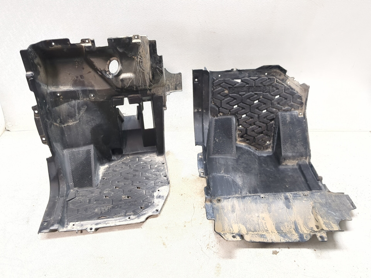 スクエア トレイ【848】 21-26 Kawasaki Teryx4 KRT800 Front Left Right Floorboard Set - Sun