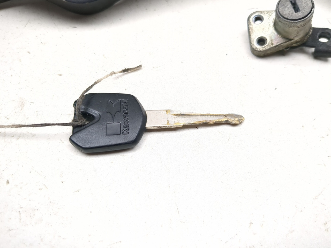 08-12 Kawasaki EX250 Ninja 250 Ignition Switch Gas Cap Seat Lock