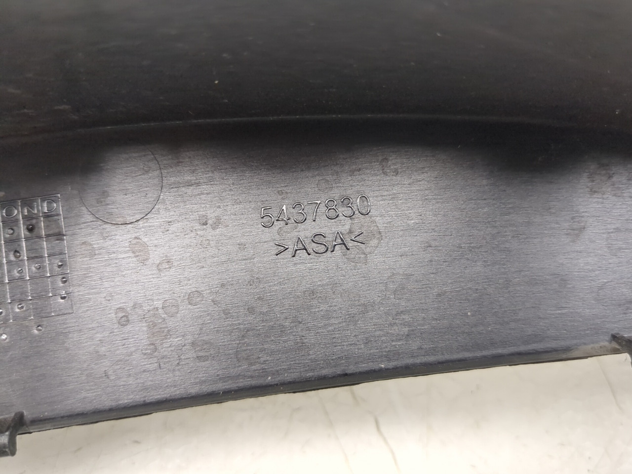 10-17 Victory Cross Country Front Visor Duct Cover 5437830 - Sun