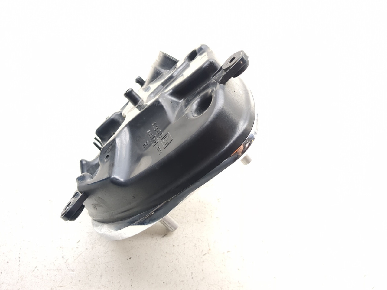 06-25 Suzuki VZR1800 M109R Boulevard Right Air Cleaner Assembly