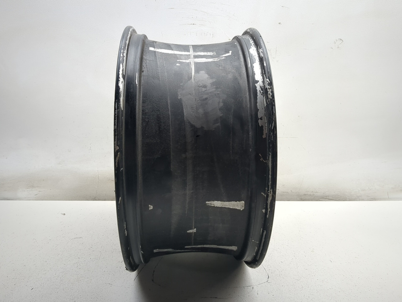 06-25 Suzuki VZR1800 M109R Boulevard Rear Wheel Rim 18X8.50 - Sun