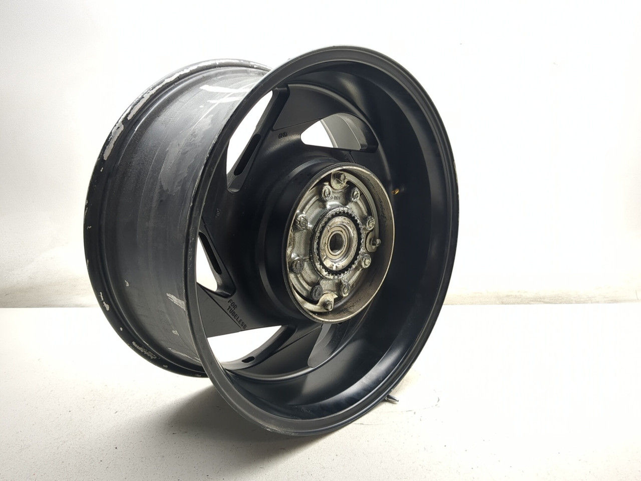 06-25 Suzuki VZR1800 M109R Boulevard Rear Wheel Rim 18X8.50 - Sun