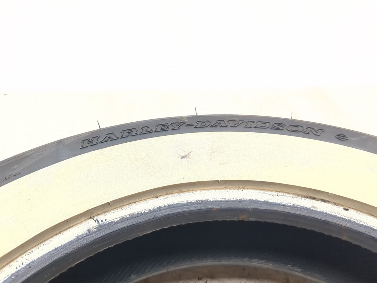 Dunlop D401p Rear Tire 150/80B16 - Sun Coast Cycle Sports | Used