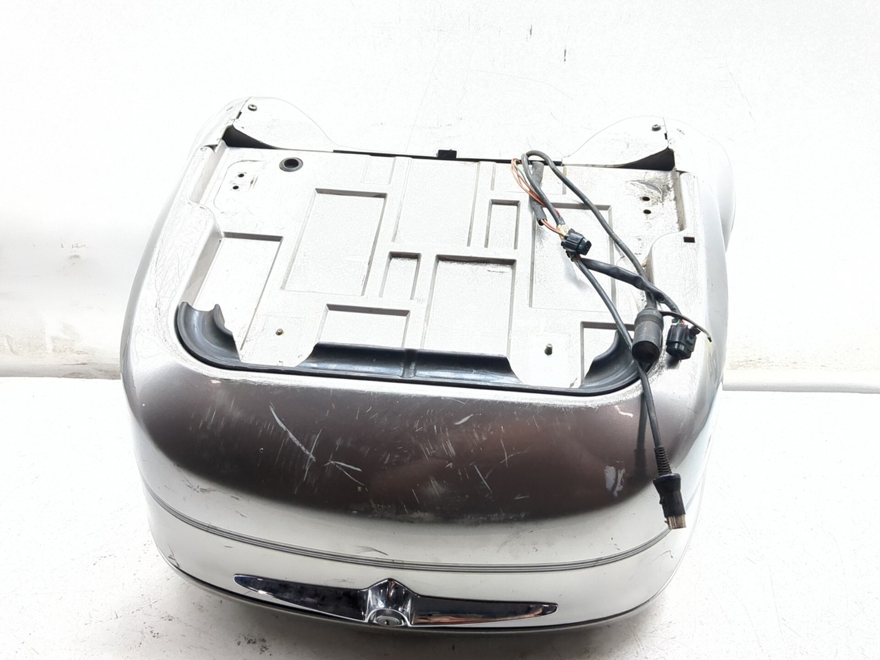 99-13 Yamaha Royal Star Venture XVZ1300 Rear Travel Trunk - Sun