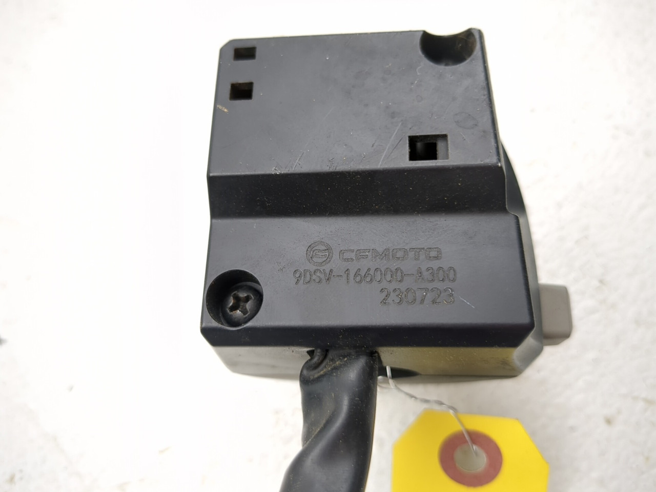 B　4本セット 20-25 CFMOTO CForce 600 Front Left Handlebar Switch Assembly