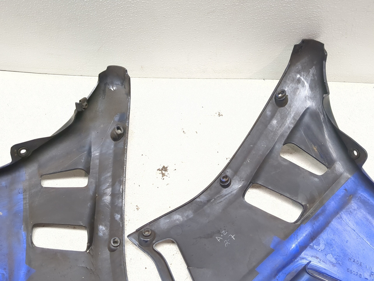 86-06 Kawasaki Concours ZG1000 Inner Side Cowl Panel Set 55028