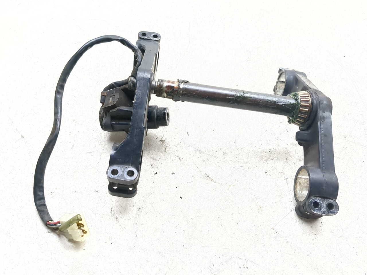 86-06 Kawasaki Concours ZG1000 Upper Lower Triple Tree Ignition