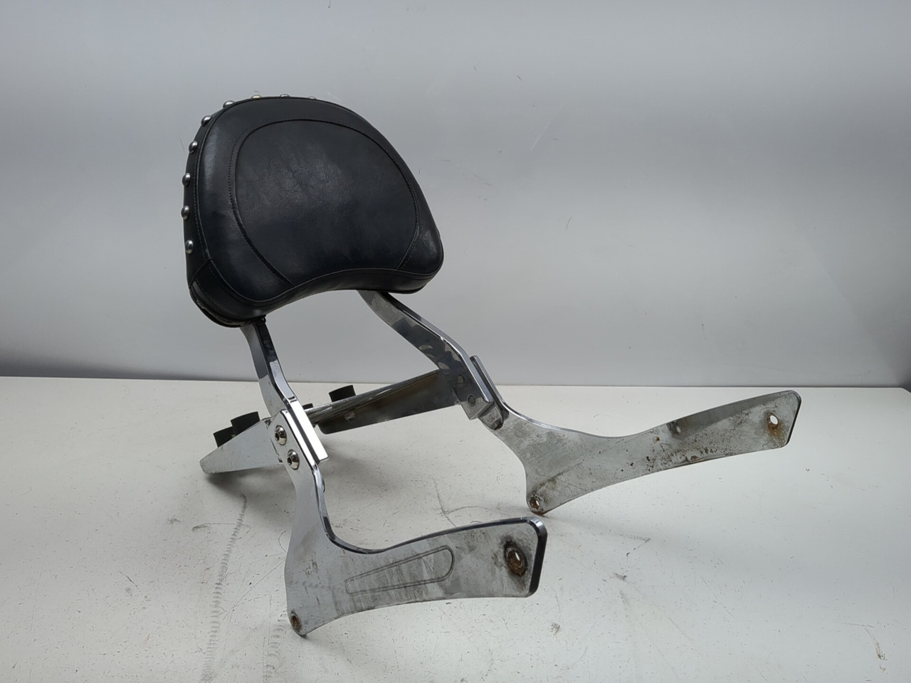 05-09 Suzuki VL1500 Boulevard C90 Rear Backrest Luggage Rack