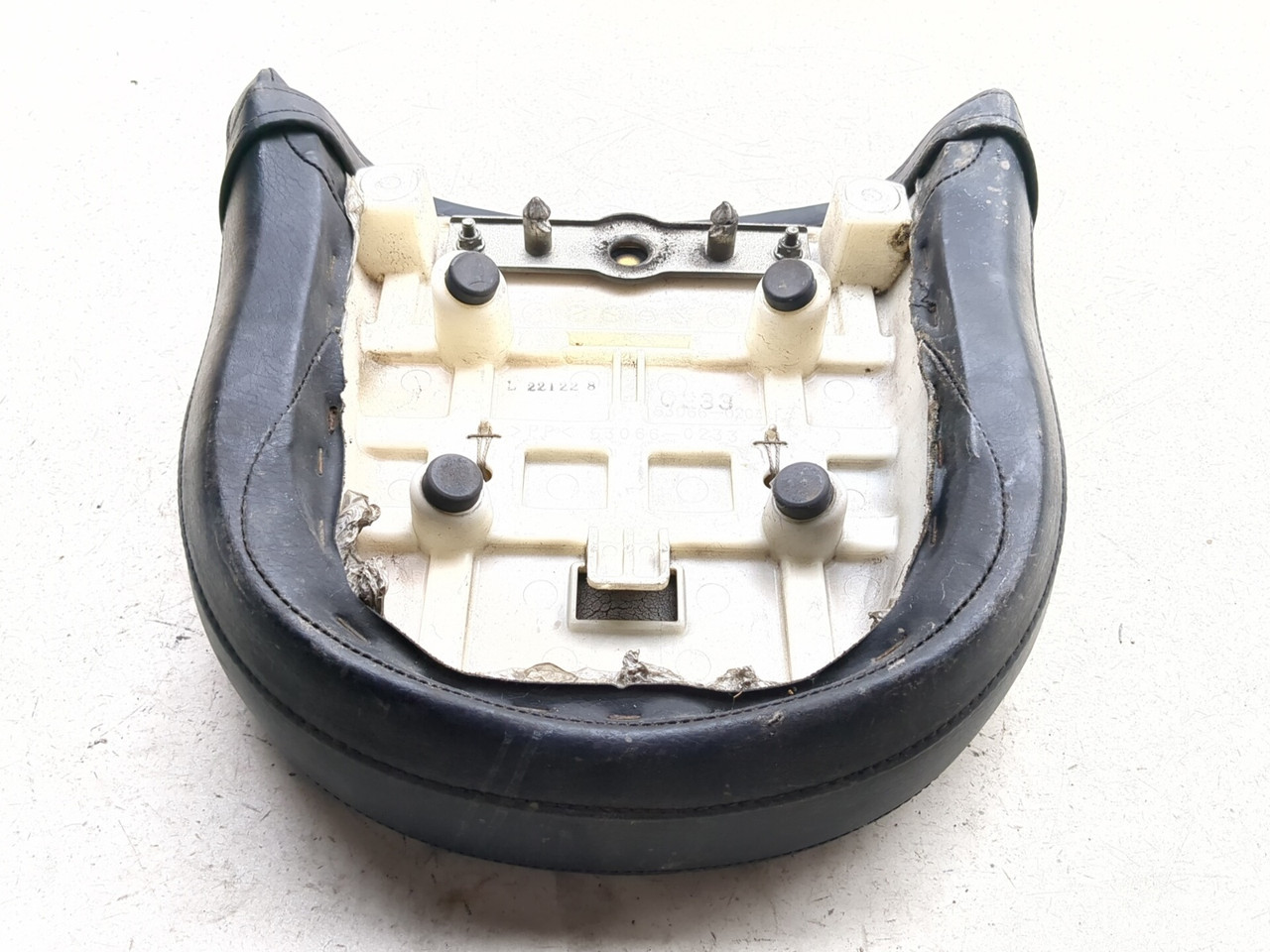 その他 ma 09-23 Kawasaki VN1700A Vulcan Voyager 1700 Rear Passenger Seat