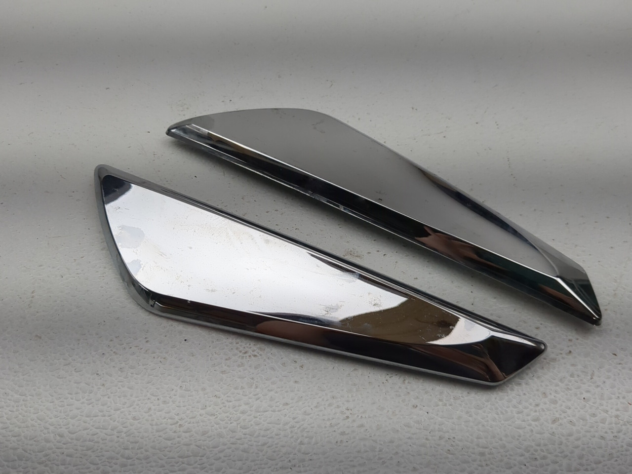 10-13 Can Am Spyder Roadster RT Front Windshield Base Trim Set