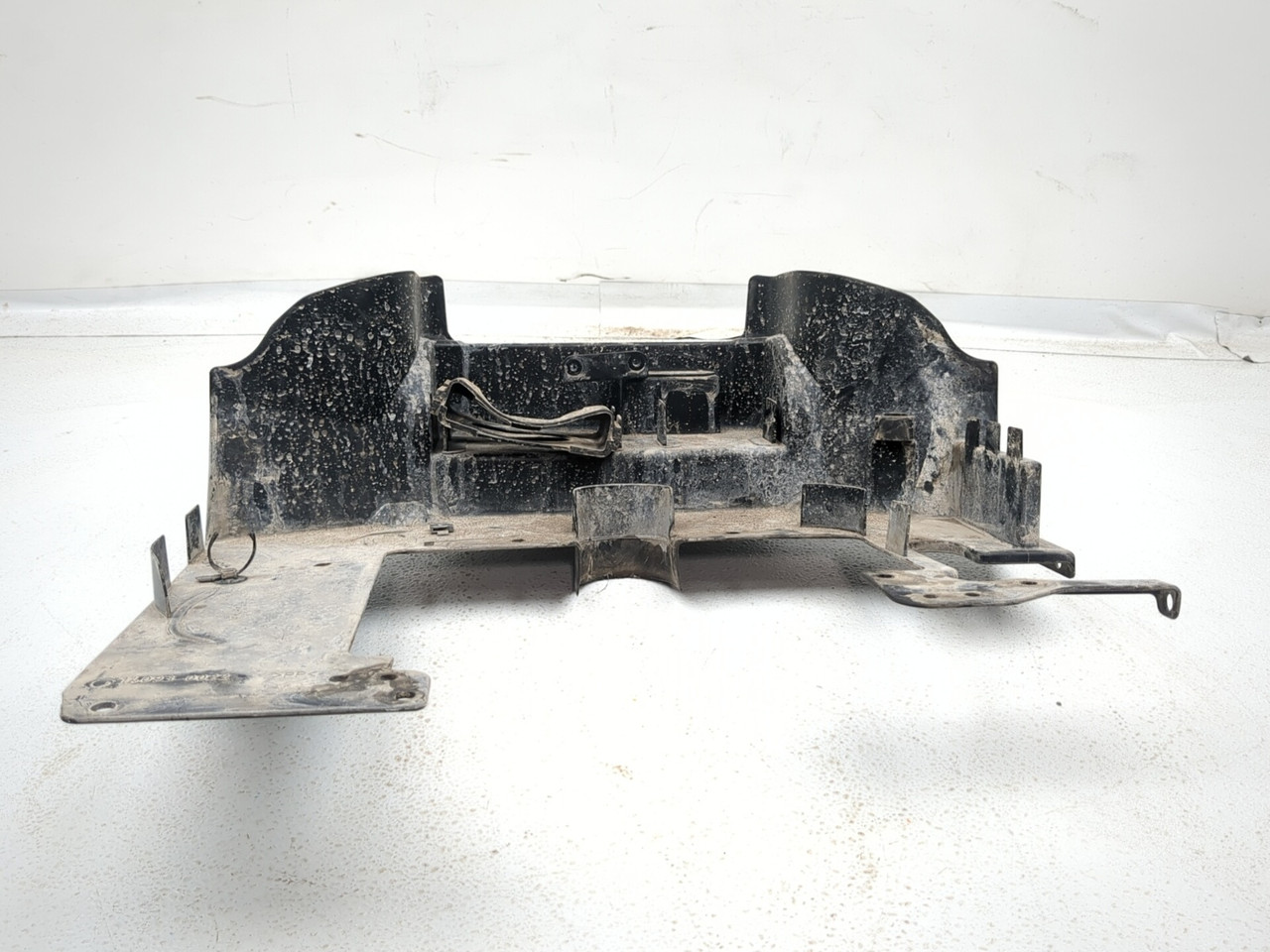 15-23 Kawasaki KVF750 Brute Force 750 Front Top Inner Cover 14093