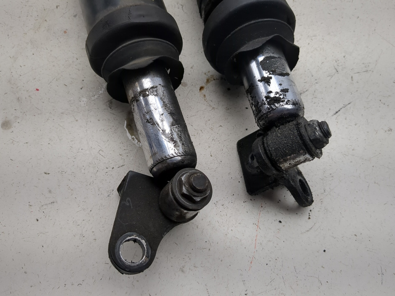 84-96 Harley-Davidson Electra Glide Classic FLHT Rear Air Shock
