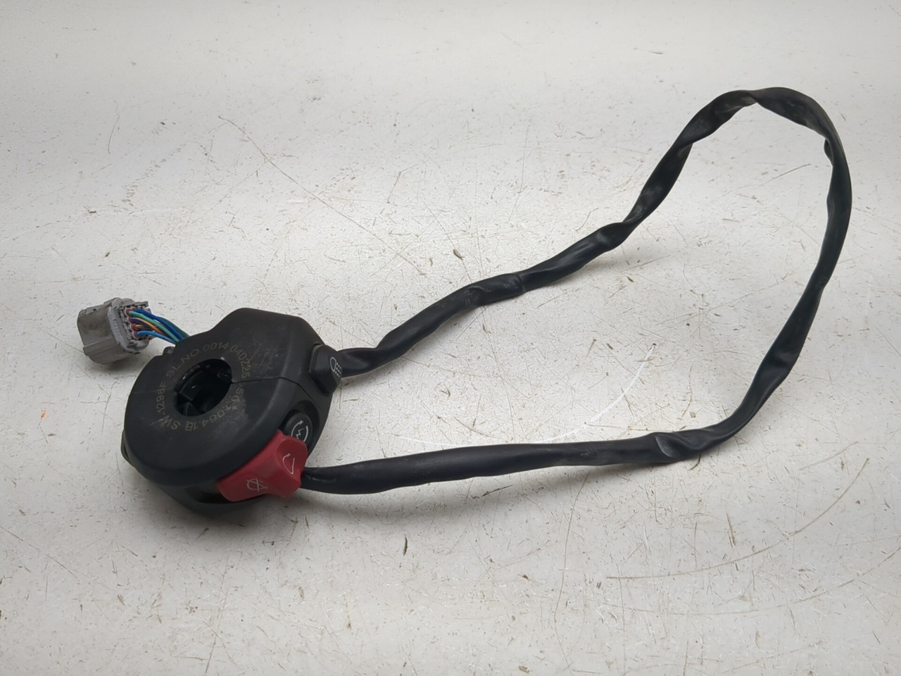 20-25 Ducati Panigale V2 Front Right Handlebar Switch - Sun Coast