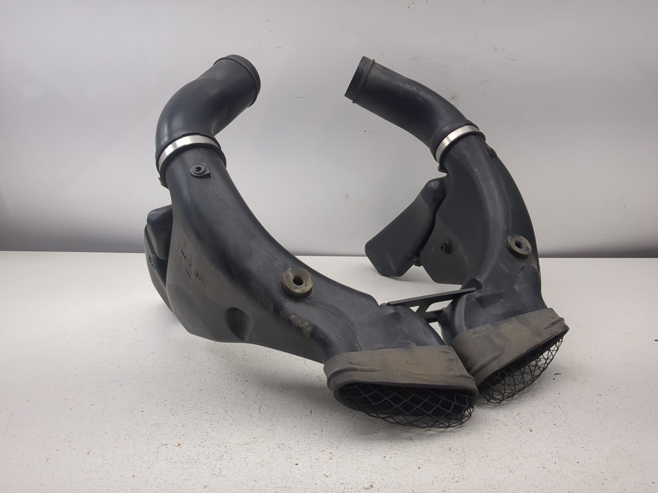 95-97 Kawasaki Ninja ZX6R ZX600 Front Ram Air Intake Duct Set