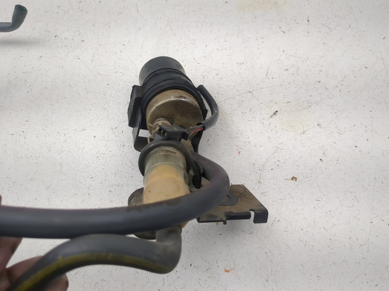 95-97 Kawasaki Ninja ZX6R ZX600 Fuel Pump Assembly - Sun Coast