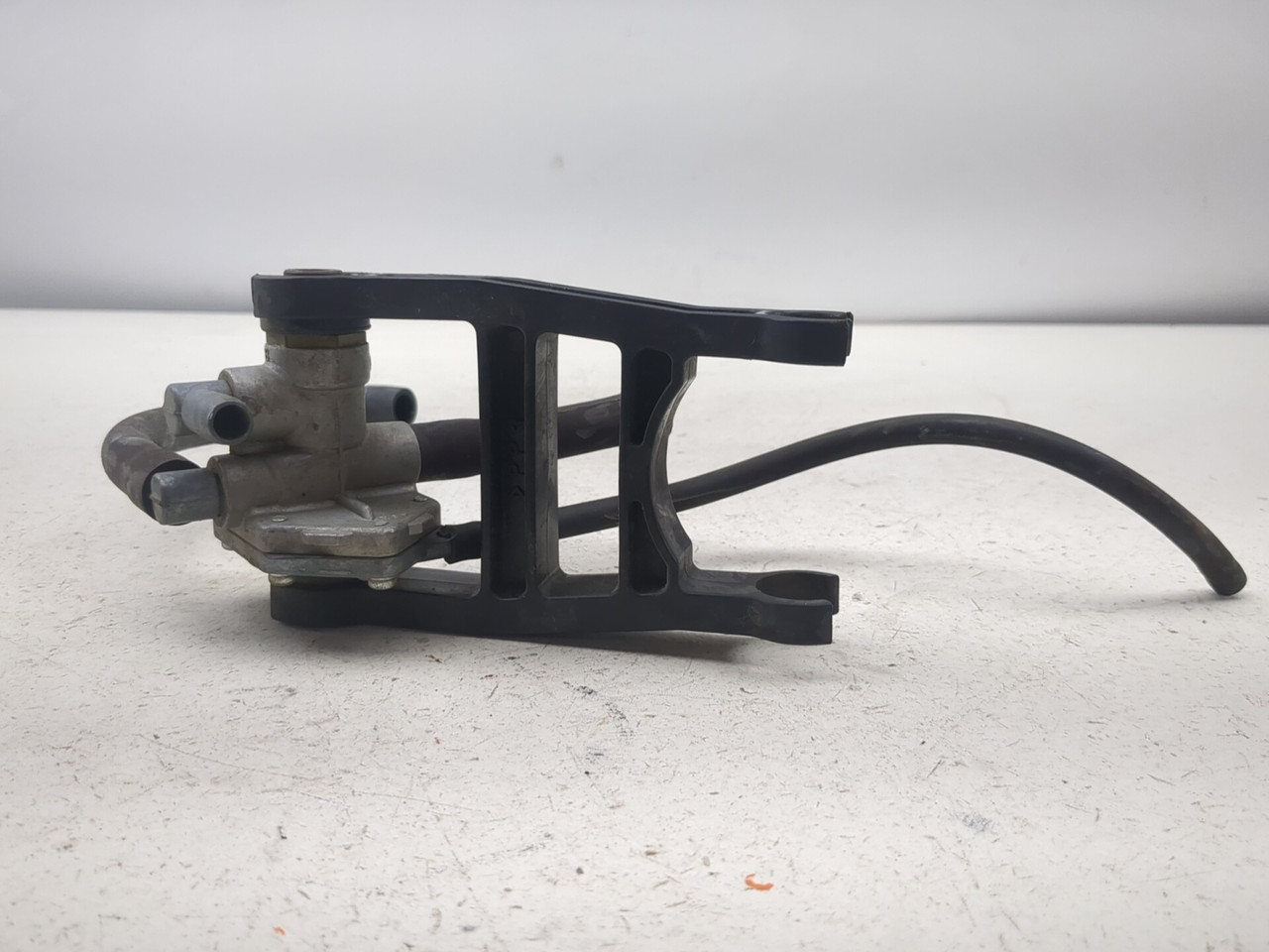 95-97 Kawasaki Ninja ZX6R ZX600 Vacuum Switch Valve - Sun Coast