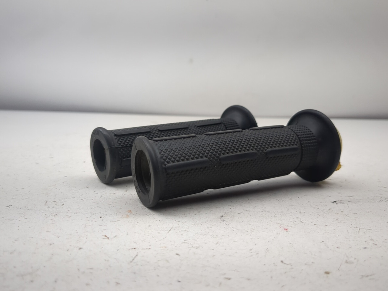 95-97 Kawasaki Ninja ZX6R ZX600 Front Left Right Handlebar Grip