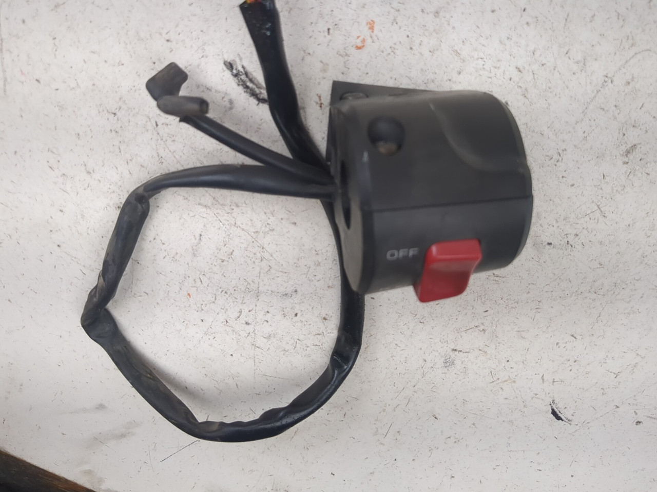 95-97 Kawasaki Ninja ZX6R ZX600 Right Handlebar Switch 46091-1663