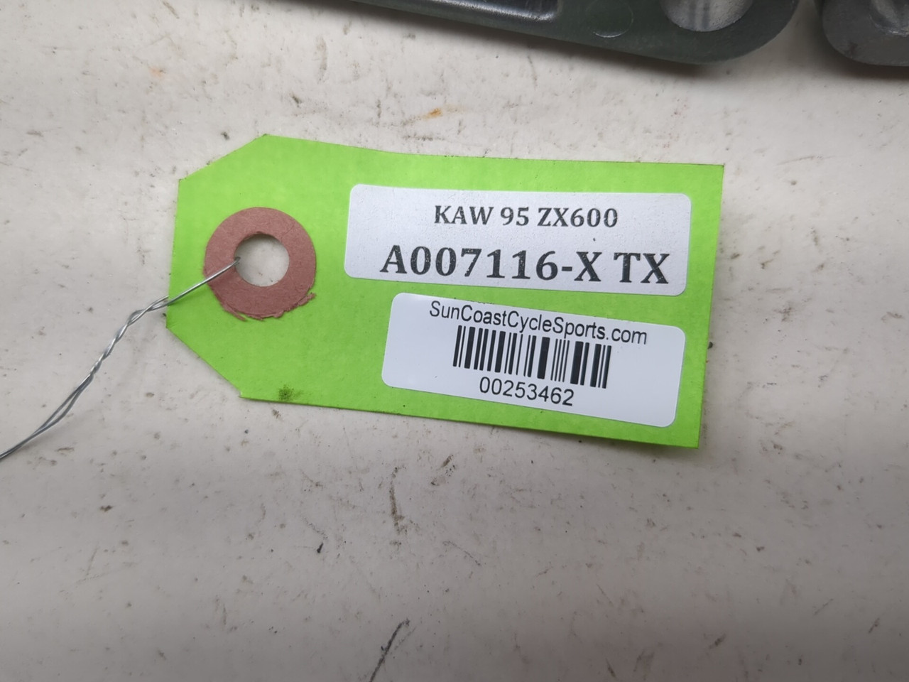 95-97 Kawasaki Ninja ZX6R Rear Left Right Passenger Foot Peg Set