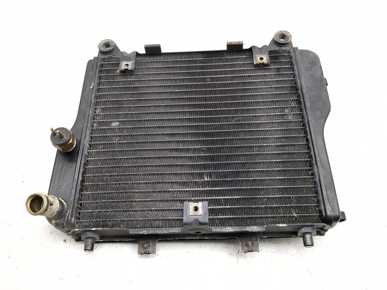 86-06 Kawasaki Concours ZG1000 Front Radiator Cooler 39060-1076