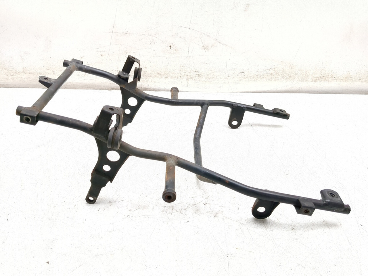 86-06 Kawasaki Concours ZG1000 Front Upper Fairing Stay 23062-1100