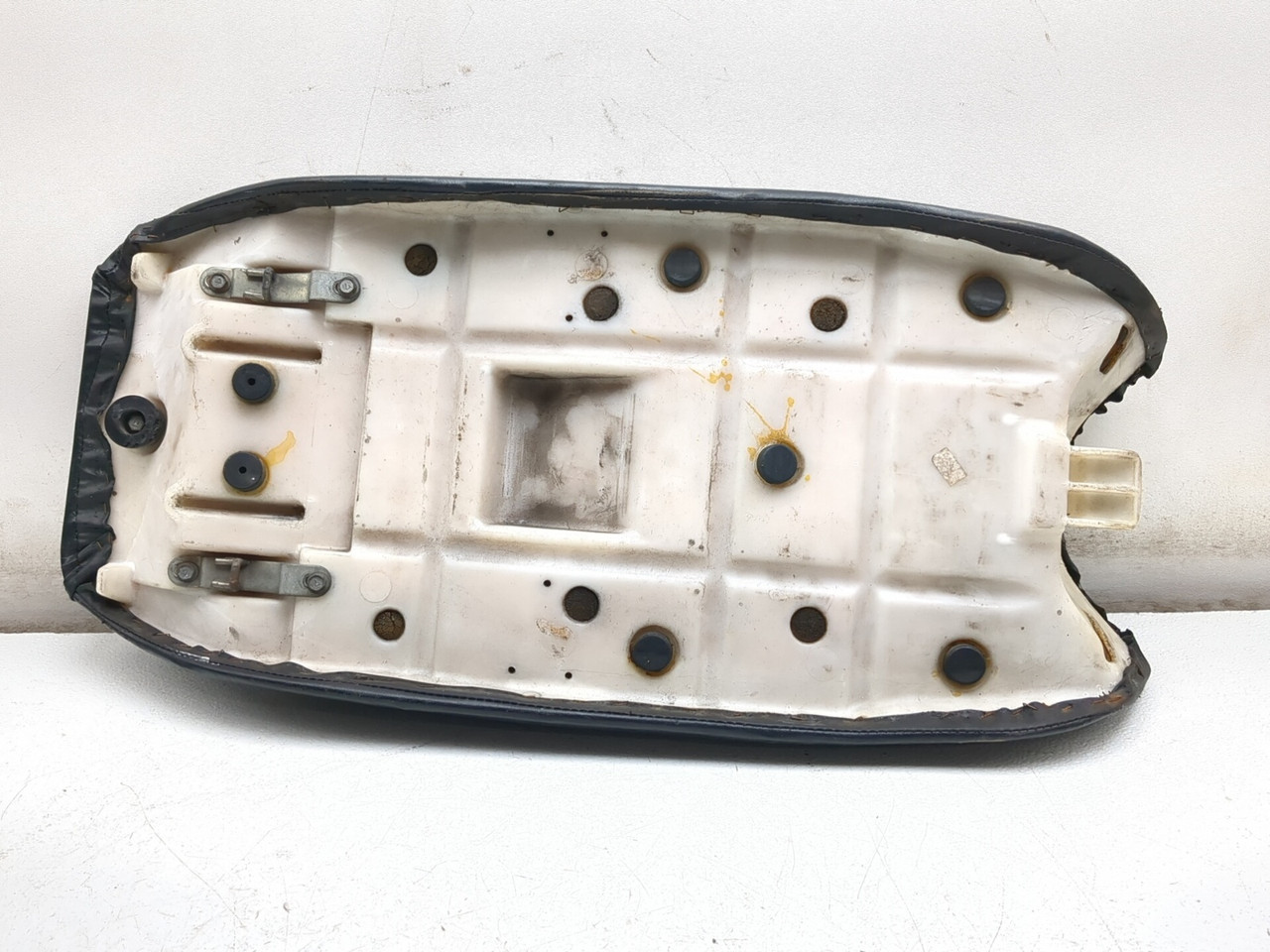 86-06 Kawasaki Concours ZG1000 Seat Bench 53001-1742-MA - Sun