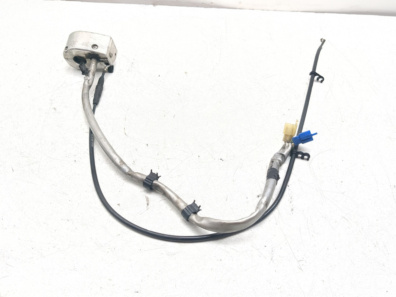 00-09 Yamaha V Star 1100 XVS1100 Left Switch 5EL-83973-00-00 - Sun