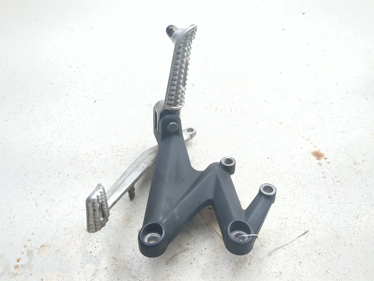 07-12 Triumph Street Triple 675R Right Rearset Assembly - Sun