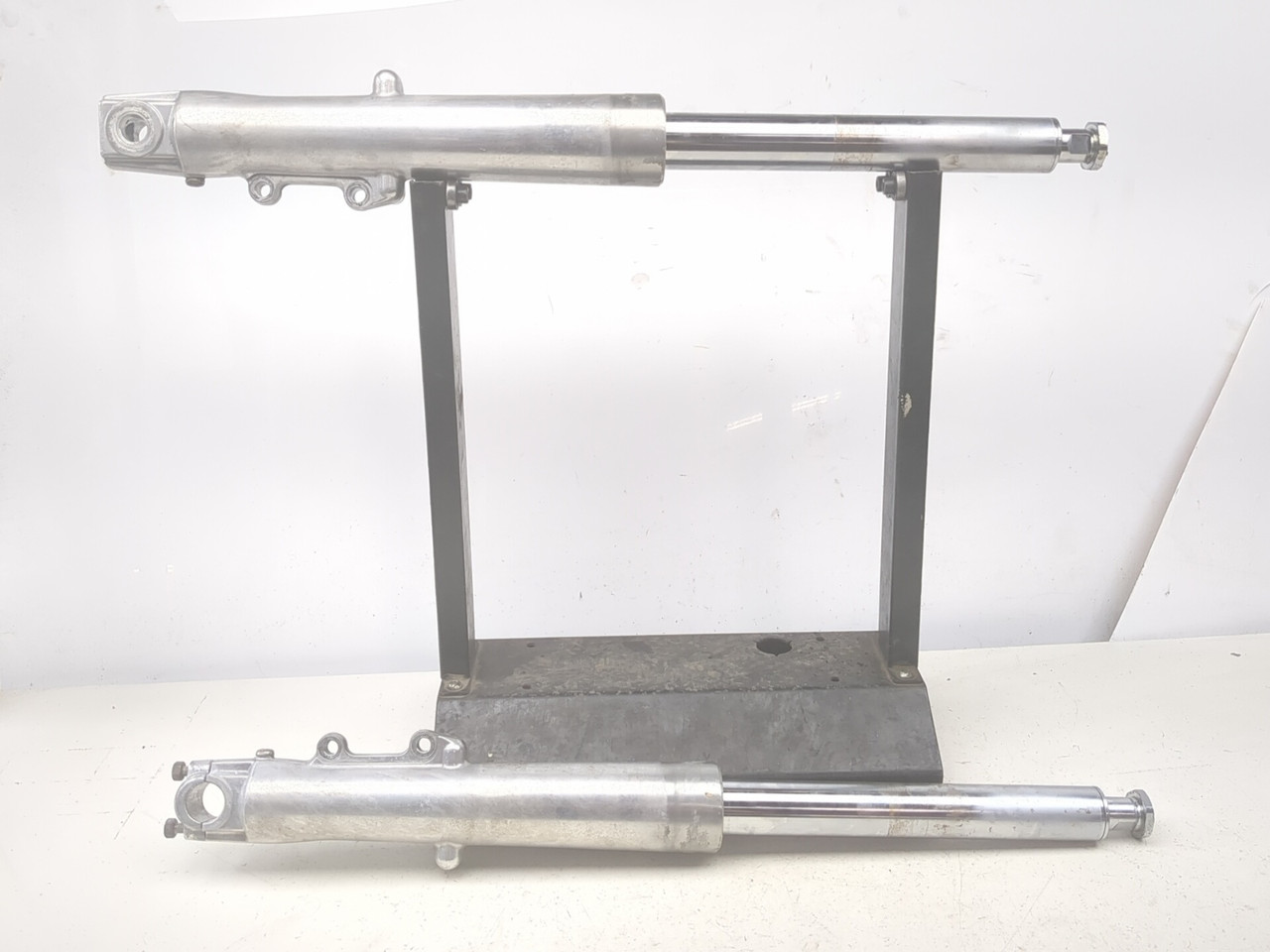 99-06 Harley-Davidson FLHRI Road King Front Forks Tubes Set