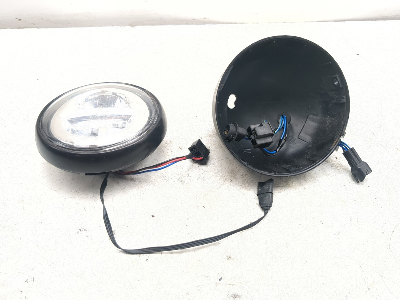 14-20 Harley XG500 Street 500 Front Headlight Bucket Set 67700204