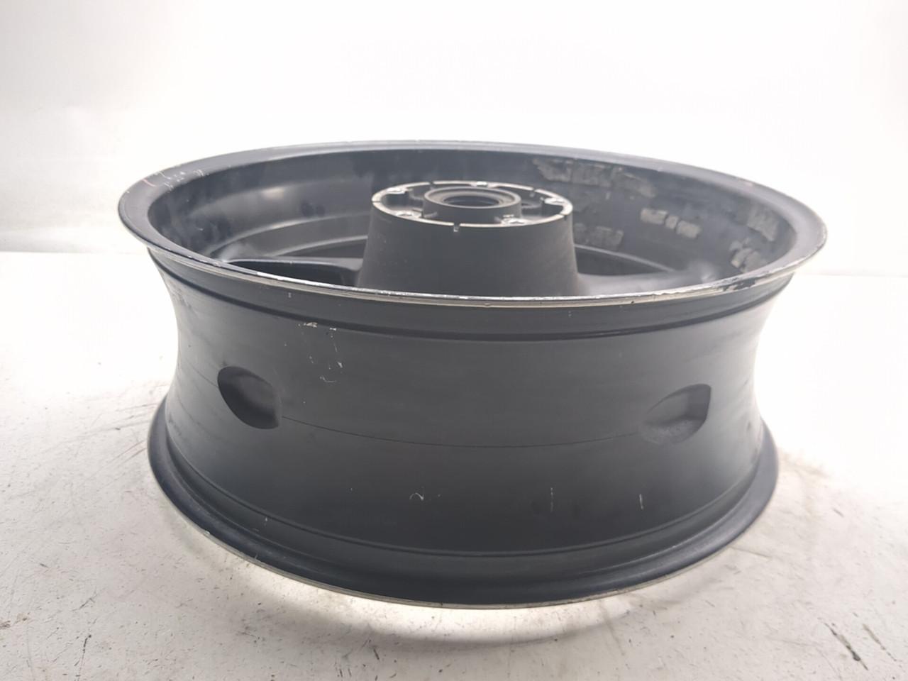 06-15 Yamaha FZ1 S Rear Wheel Rim 17X6.0 STRAIGHT 5VY-25338-00-98