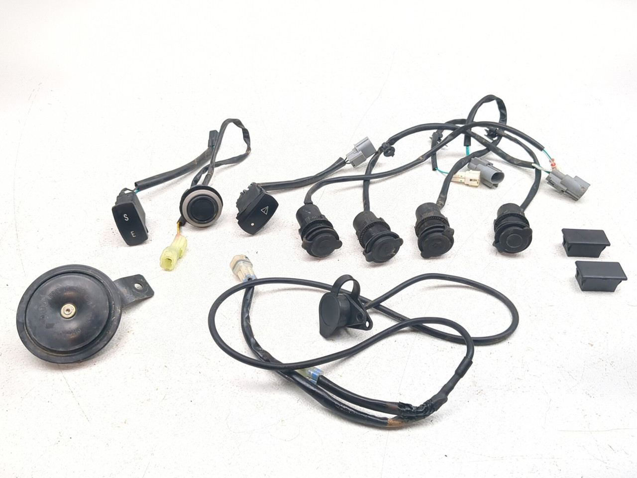 twice セット 24-26 Segway Fugleman UT10 Crew Switch Socket Horn Harness Kit Set