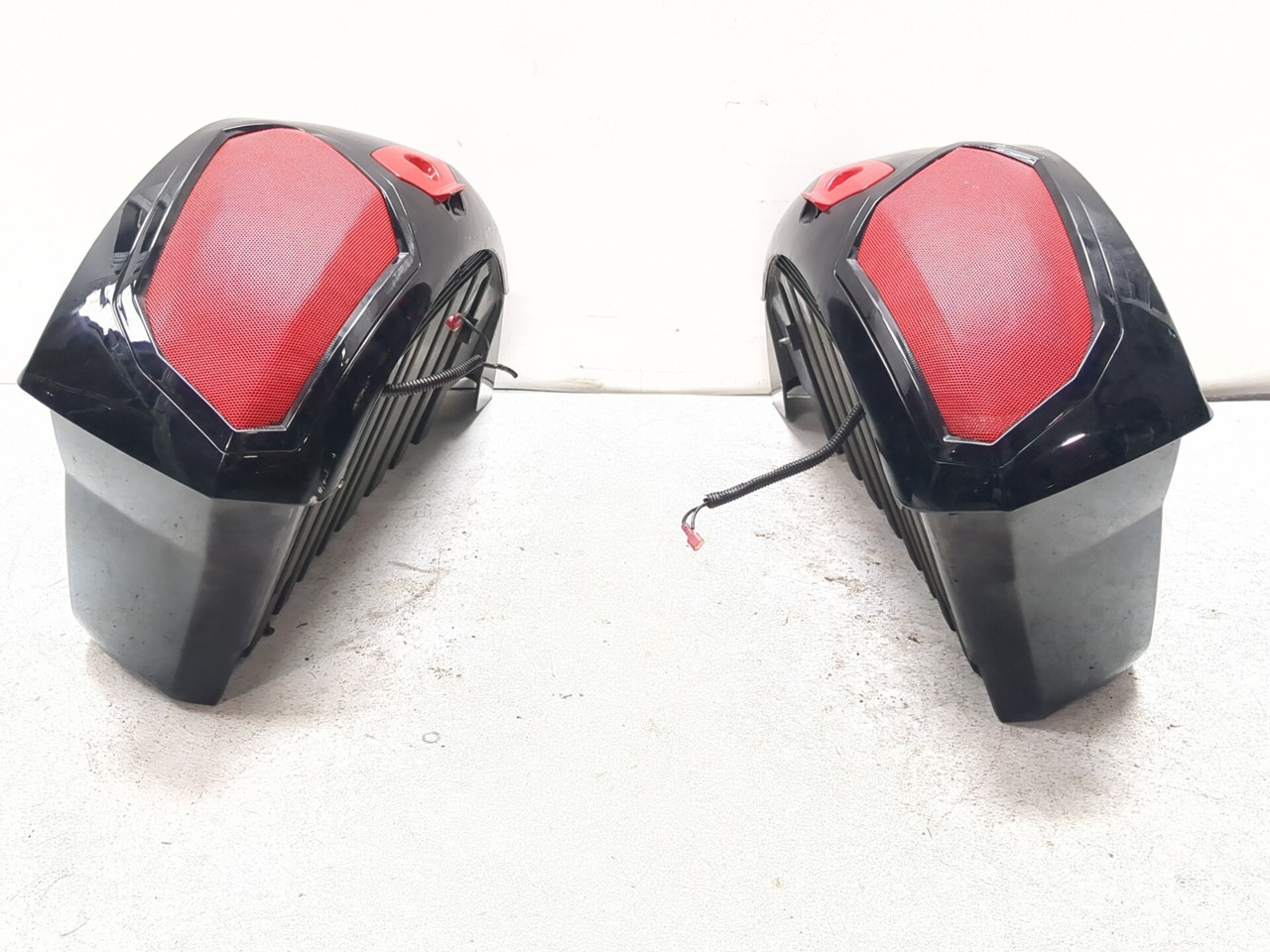 ノベルティ 12-17 Victory Cross Country Tour Rear Left Right Saddlebag Set
