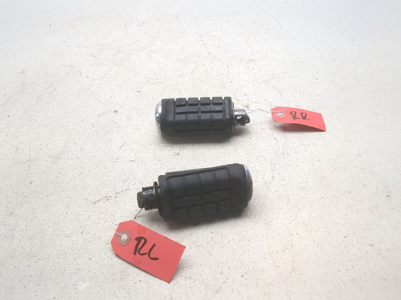 87-96 Honda Shadow VT1100C Rear Left Right Passenger Foot Peg Set