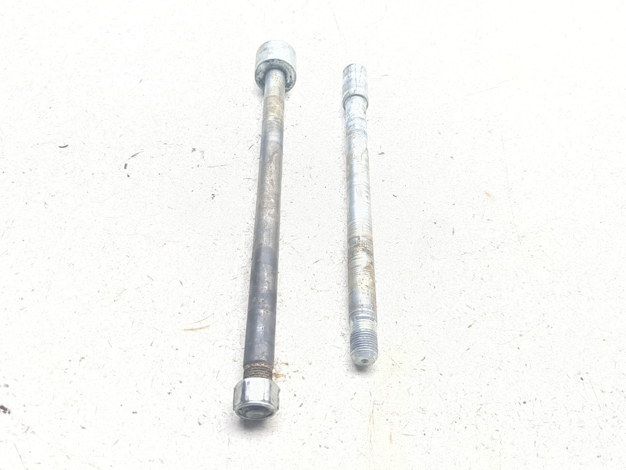 10-19 Suzuki Boulevard M50 VZ800 Front Rear Axle Shaft Set 54711
