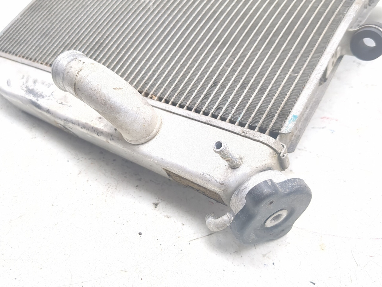 11-15 Kawasaki Ninja ZX10R ZX1000J Front Radiator 39061-0566 - Sun