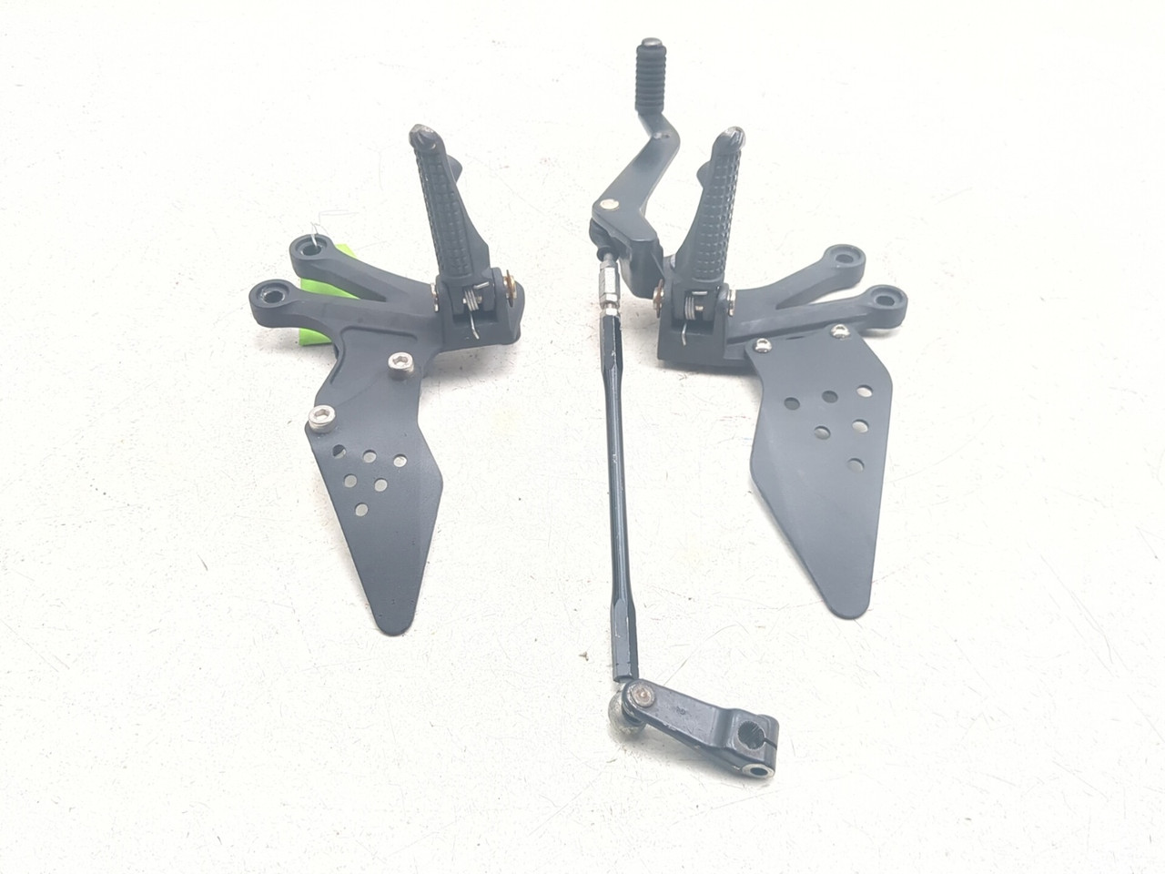マシンセット 11-15 Kawasaki Ninja ZX10R ZX1000J Front Left Right Rearset Foot