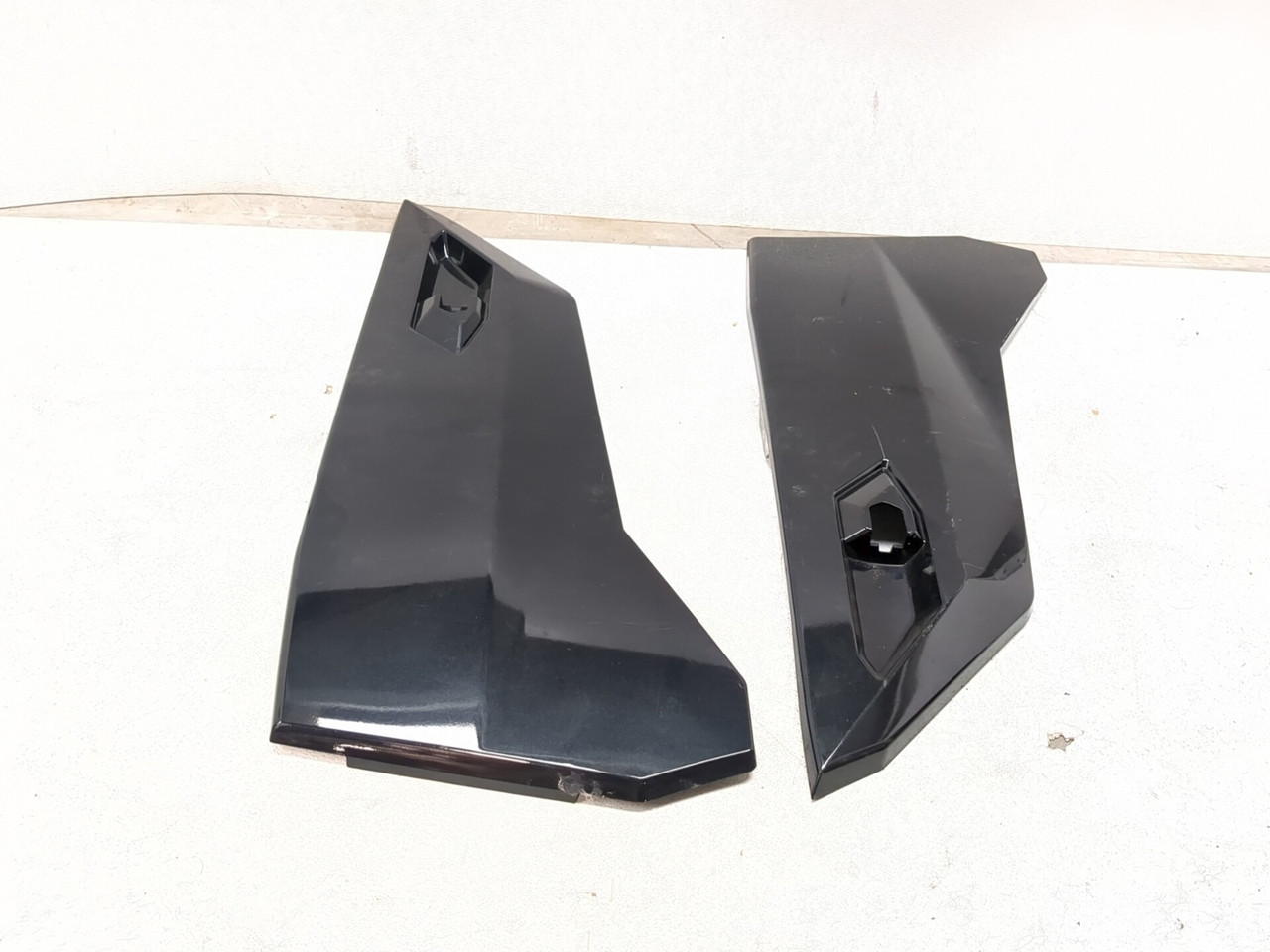 21-26 Can Am Commander XT 1000 Left Right Front Door Panel Set