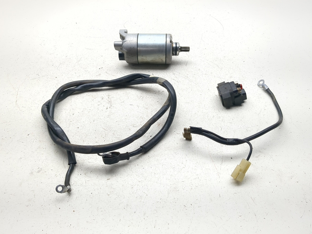 09-17 Yamaha XVS950 VStar 950 Starter Motor Relay Battery Cable